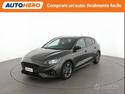Usata Ford Focus ST-Line 120 CV (88 kW) 2020 Grigio Berlina