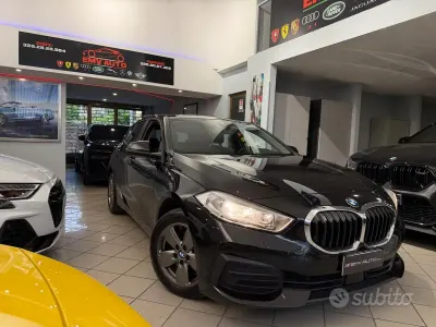 Usata BMW 118 Advantage 150 CV (110 kW) 2021 Nero Berlina