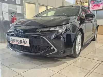 Usata Toyota Corolla Business Edition 98 CV (72 kW) 2021 Nero Station wagon