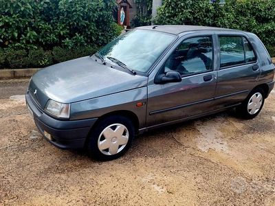 Usata Renault Clio 48 CV (35 kW) 1991 Utilitaria
