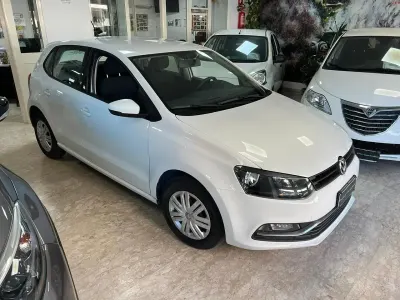 Usata VW Polo 60 CV (44 kW) 2016 Bianco Berlina