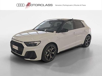 Nuova Audi A1 Sportback S-Line 116 CV (85 kW) 2025 Bianco ghiacciaio metallizzato Utilitaria