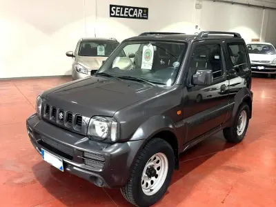 Usata Suzuki Jimny 85 CV (62 kW) 2012 Grigio SUV