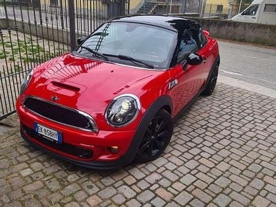Usata Mini Cooper S 184 CV (135 kW) 2010 Rosso Utilitaria