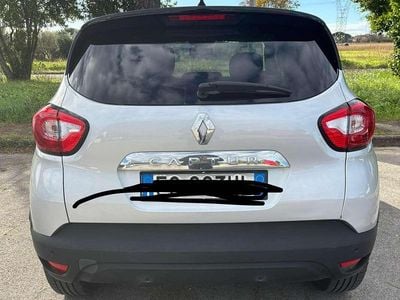 Usata Renault Captur 90 CV (66 kW) 2013 Grigio SUV