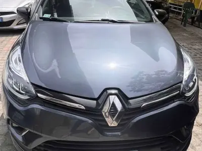 Usata Renault Clio IV 90 CV (66 kW) 2018 Grigio Berlina