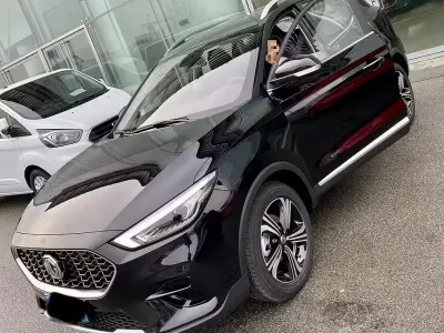 Usata MG ZS Comfort 106 CV (77 kW) 2023 Nero SUV