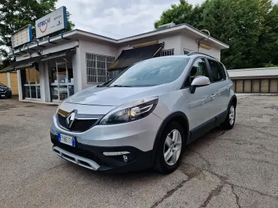 Usata Renault Scenic E-Tech XMOD 110 CV (80 kW) 2015 Grigio Monovolume