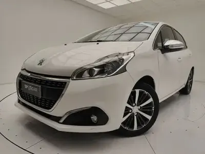 Käytetty Peugeot 208 Allure 82 HP (60 kW) 2017 Valkoinen Viistoperä