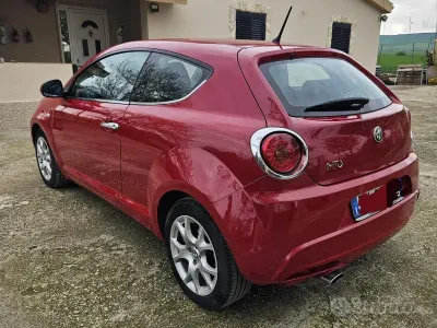 Usata Alfa Romeo MiTo 120 CV (88 kW) 2009 Rosso Utilitaria