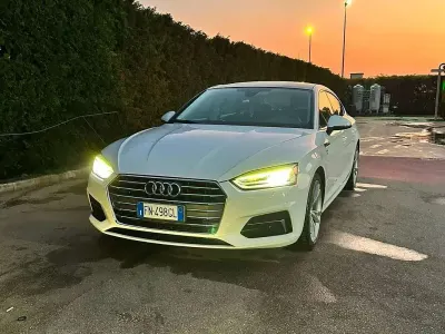 Usata Audi A5 Sportback Design 218 CV (160 kW) 2018 Bianco Utilitaria