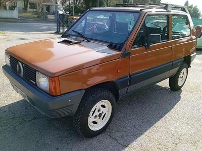 Usata Fiat Panda 4x4 45 CV (33 kW) 1985 Marrone Utilitaria