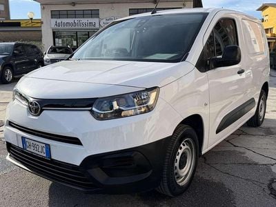 Bianco Usata 2021 Toyota Proace City Active Monovolume | 9990 € (Buon prezzo)
