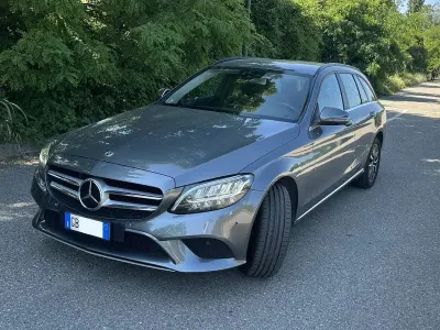 Usata Mercedes C180 Business 122 CV (89 kW) 2020 Grigio Station wagon