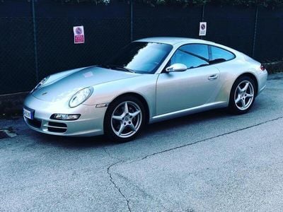 Porsche 911 Carrera