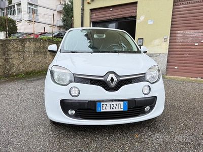 Usata Renault Twingo SE 70 CV (51 kW) 2015 Bianco Utilitaria