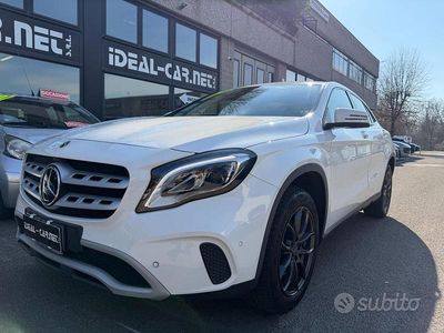 Usata Mercedes GLA220 184 CV (135 kW) 2018 Bianco SUV