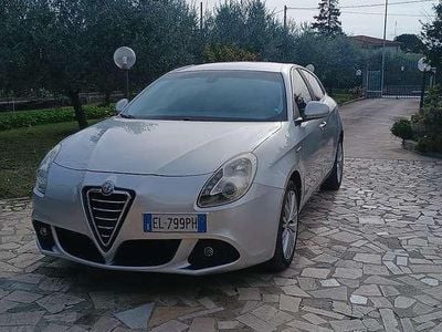 Grigio Usata 2012 Alfa Romeo Giulietta Distinctive Utilitaria | 5450 € (Ottimo prezzo)