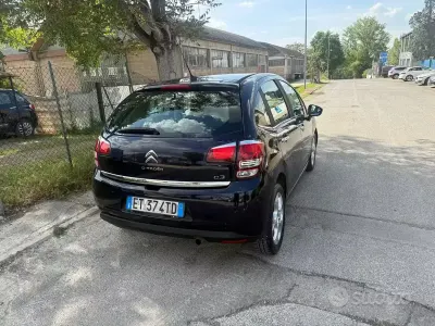 Begagnad Citroën C3 Exclusive 82 HK (60 kW) 2014 Lila Sedan
