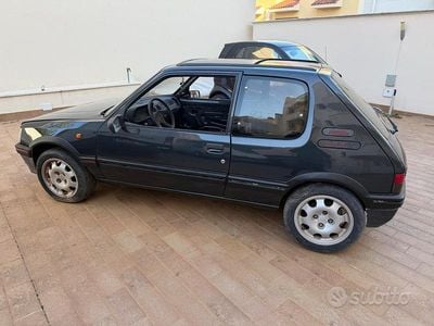 Usata Peugeot 205 GTi 128 CV (94 kW) 1990 Grigio Berlina