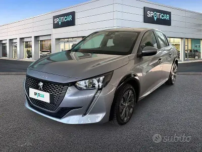 Usata Peugeot 208 Active 100 kW (136 CV) 2022 Grigio Utilitaria
