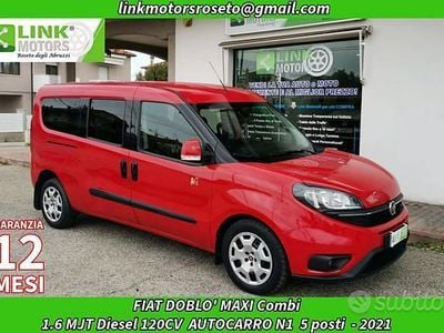 Usata Fiat Doblò Lounge 120 CV (88 kW) 2021 Rosso Monovolume