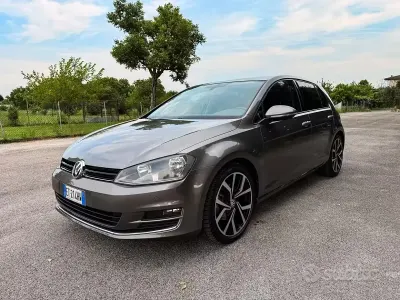 Usata VW Golf VII Highline 122 CV (89 kW) 2014 Grigio Berlina