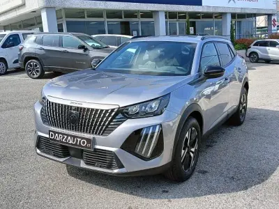 Nuova Peugeot 2008 Allure 101 CV (74 kW) 2025 Grigio artense metallizzato SUV
