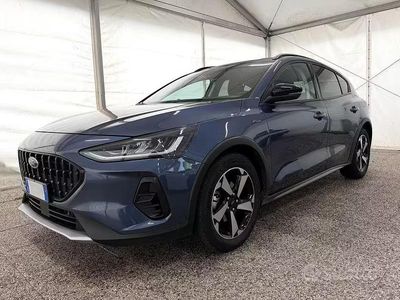 Usata Ford Focus Active 125 CV (91 kW) 2022 Blu SUV