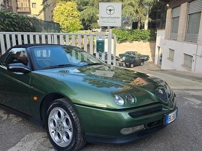Usata Alfa Romeo Spider 150 CV (110 kW) 1996 Verde Cabrio