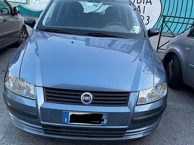 Usata Fiat Stilo 103 CV (75 kW) 2003 Blu Berlina