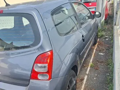 Usata Renault Twingo 75 CV (55 kW) 2010 Grigio Utilitaria