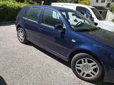 Usata VW Golf IV 101 CV (74 kW) 2003 Berlina
