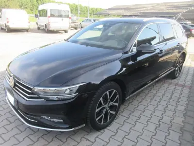 Usata VW Passat Executive 150 CV (110 kW) 2020 Nero Station wagon