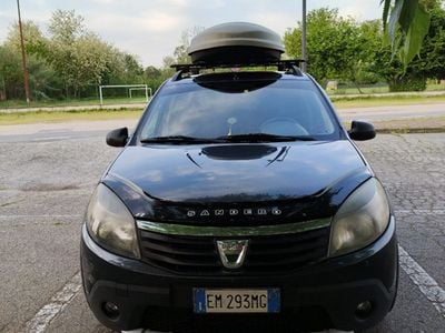 Usata Dacia Sandero 85 CV (62 kW) 2012 Grigio Utilitaria