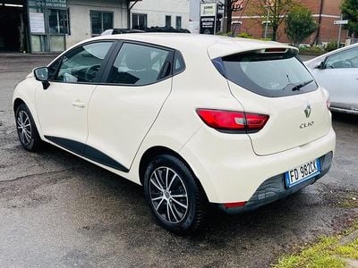 Usata Renault Clio IV Life 75 CV (55 kW) 2016 Bianco Berlina