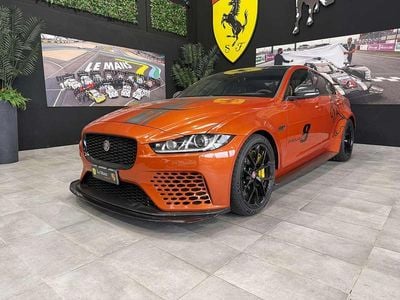 Usata Jaguar XE Supercharged 600 CV (441 kW) 2017 Valencia orange metallic Berlina