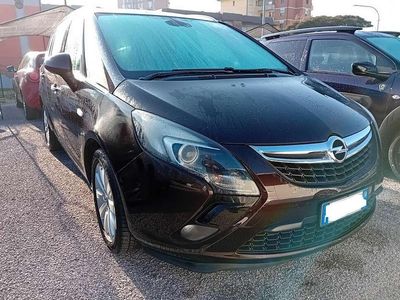 Marrone Usata 2013 Opel Zafira Tourer Monovolume | 4950 € (Buon prezzo)