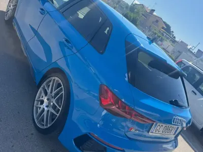 Usata Audi A3 Sport 310 CV (228 kW) 2021 Blu Berlina