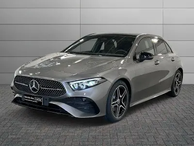 Nuova Mercedes A180 AMG Line Premium 116 CV (85 kW) 2026 Grigio montagna metallizzato Berlina