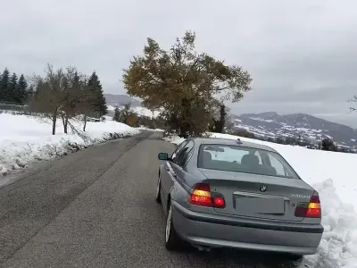 Usata BMW 330 204 CV (150 kW) 2004 Grigio Berlina