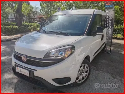 Usata Fiat Doblò 120 CV (88 kW) 2019 Bianco Monovolume