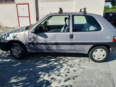Usata Citroën Saxo 60 CV (44 kW) 2002 Utilitaria