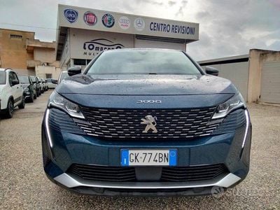 Usata Peugeot 3008 Allure 131 CV (96 kW) 2022 Verde SUV