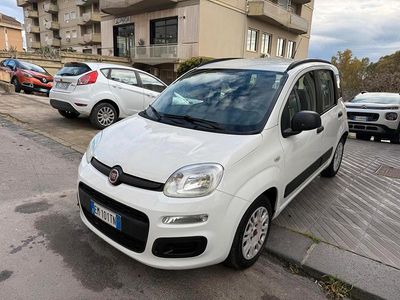 Usata Fiat Panda Lounge 75 CV (55 kW) 2012 Bianco Utilitaria