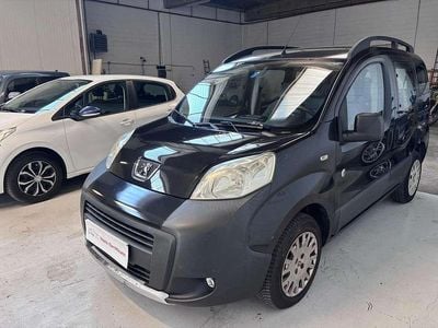 Usata Peugeot TePee Outdoor 73 CV (53 kW) 2011 Nero Station wagon