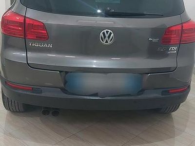 Usata VW Tiguan 140 CV (102 kW) 2012 Grigio SUV