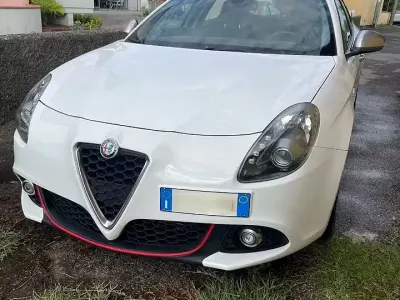Usata Alfa Romeo Giulietta 109 CV (80 kW) 2017 Bianco Utilitaria