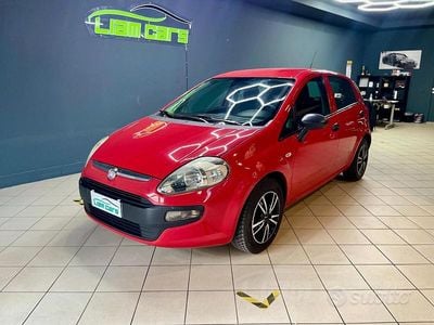 Usata Fiat Punto Evo Dynamic 77 CV (56 kW) 2011 Rosso Utilitaria