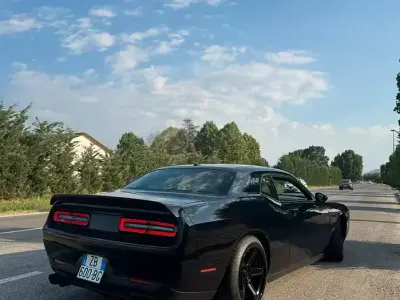 Usata Dodge Challenger 372 CV (273 kW) 2012 Nero Coupé